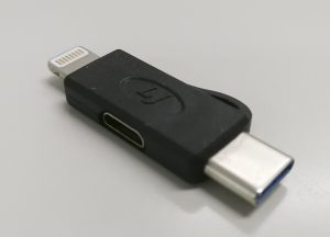 MicroUSBメス to Lightningオス＆USB Type-Cオス